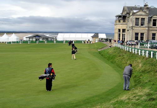 In the Rough at St. Andrews. Photo by Ferrell Jenkins.