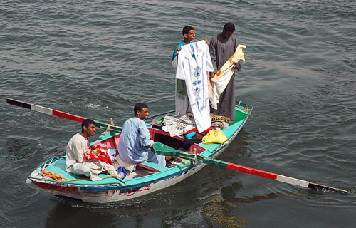 Nubian peddlers on the Nile River at Edfu. Photo by Ferrell Jenkins.