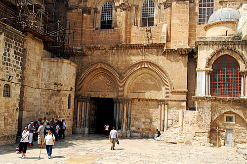 Entrance to the Church of the Holy Sepulchre. Photo by Ferrell Jenkins.