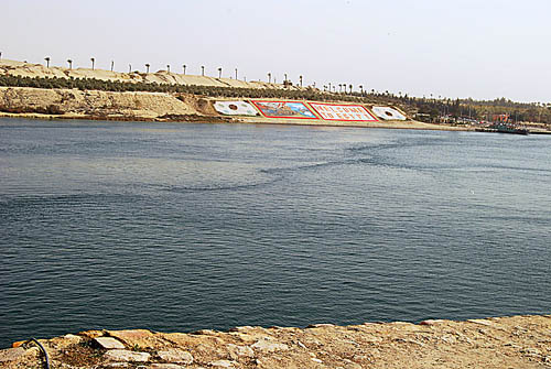 Suez Canal near Ismailia. Photo by Ferrell Jenkins.