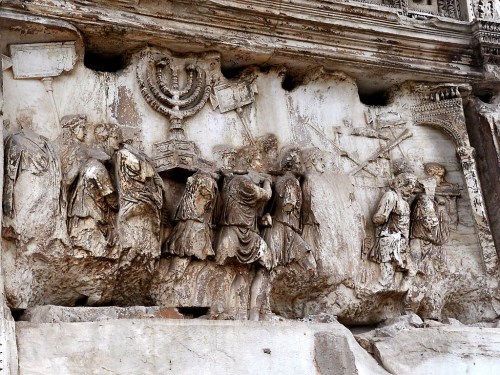 Rojman soldiers remove furniture from the temple. Arch of Titus. Photo by F. Jenkins.
