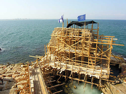 Repairing the wall of the Crusader Fortress at Akko. Photo: IAA.
