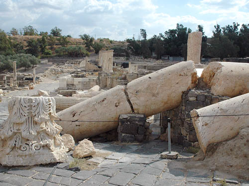 Earthquake damage at Beth-shean in the Jordan Valley. Photo by Ferrell Jenkins.