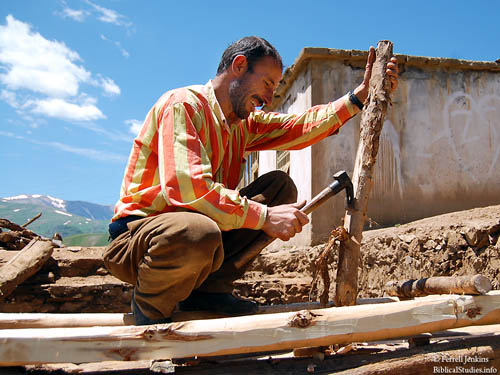 Adding a new room in the land of Ararat. Photo by Ferrell Jenkins.