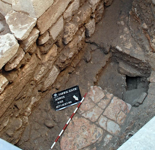 Remains of 1500 year old street. Photo: Assaf Peretz, IAA.