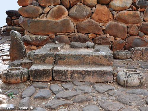 Rostrum inside the gate at Dan. Photo by Ferrell Jenkins.