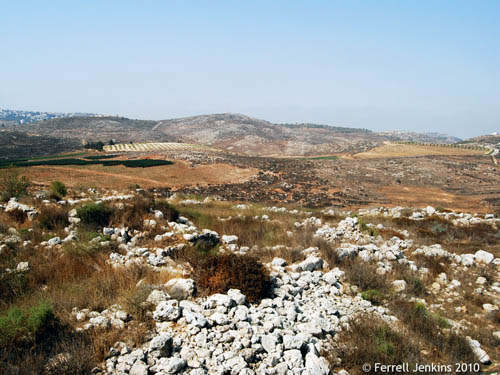 The view north from Tel Shiloh. Photo by Ferrell Jenkins.