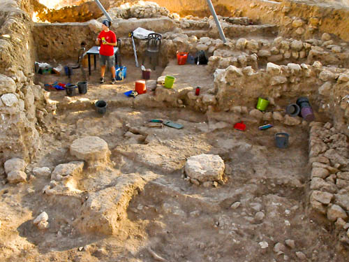 Tell es-Safi/Gath Philistine temple with pillar bases. Photo: Bar Ilan U.
