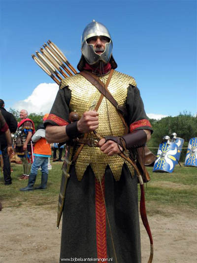 Persian archer dressed as at the time of the Seleucids. Photo: JP van de Giessen.