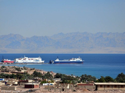Peninsula east to Saudi Arabia. Photo by Ferrell Jenkins.