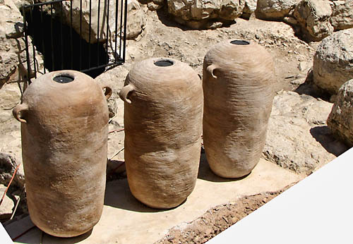 Pithoi displayed at the Ophel Site. Photo: Israel Antiquities Authority.