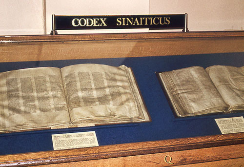 Codex Sinaiticus and Codex Alexandrinus displayed in the British Museum in 1976. Photo by Ferrell Jenkins.