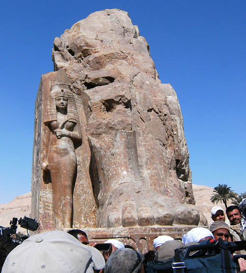 Colossian statue of Amenhotep III - Luxor Times.