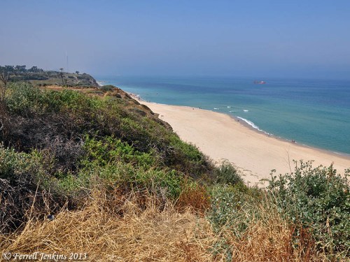 View south along the beach at Ashkelon. Photo by Ferrell Jenkins.