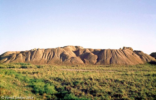 The mound of ancient Babylon in 1970. Photo by Ferrell Jenkins.