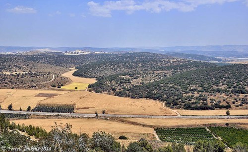 View from Azekah toward Bet Shemesh and Tell Yarmuth (Jarmuth). Photo by Ferrell Jenkins.