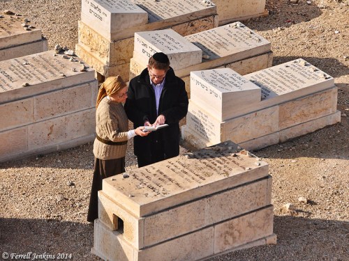 Jewish graves on the Mount of Olives. Photo by Ferrell Jenkins.