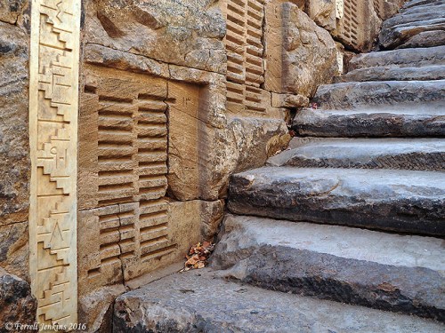 Nile-o-meter and steps on Elephantine Island at Aswan, Egypt. Photo by Ferrell Jenkins.