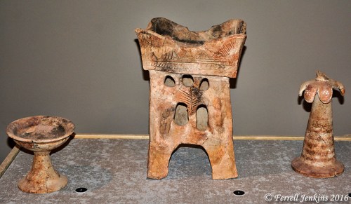 Horned altar and chalices from Tel Rehov. Photo by Ferrell Jenkins.