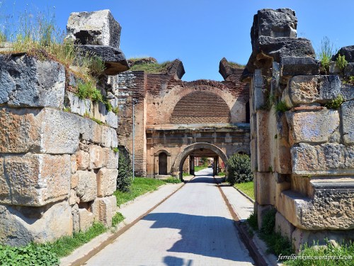 The Istanbul Gate in the north wall of Iznik/Nicea. Photo by Ferrell Jenkins.