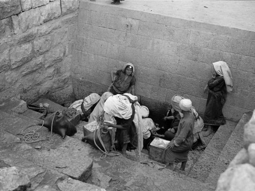 Ein el-Direh, Philips Fountain, at it looked between 1934 and 1939. Matson Photographic Collection, now in the Library of Congress.