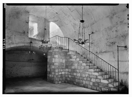 The "al-Buraq" Mosque "built into the vaulted internal gate passage of Barclay's Gate." Eric Matson Photo.