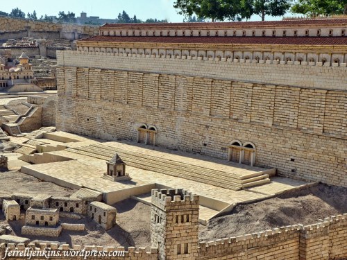 This photo of the second temple model at the Israel Museum shows the south side of the temple precinct. We see gates that led to the temple. Photo by Ferrell Jenkins.