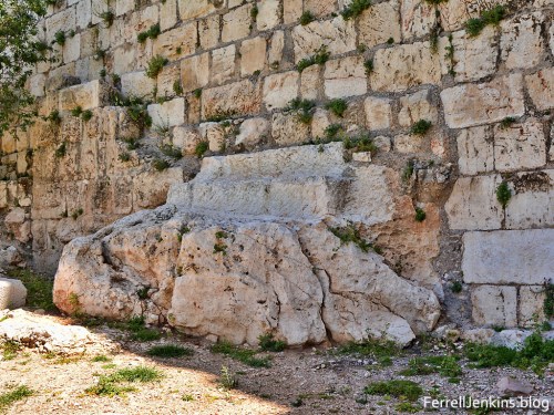 The Hidden Gate built on bedrock. Photo by Ferrell Jenkins.