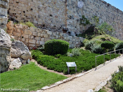Jerusalem Garden Wall shows stones from various historical periods. Photo by Ferrell Jenkins.
