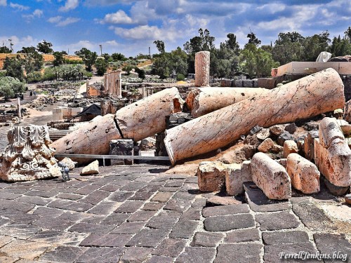 Earthquake damage at Beth-shean in the Jordan Valley. FerrellJenkins.blog.