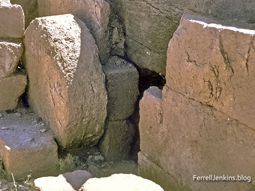 Roman tomb with rolling stone. Discovered at Heshbon, Jordan, in 1971. Photo: ferrelljenkins.blog.