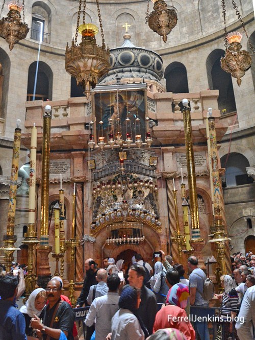 Holy Sepulchre, Jerusalem. Photo: ferrelljenkins.blog.