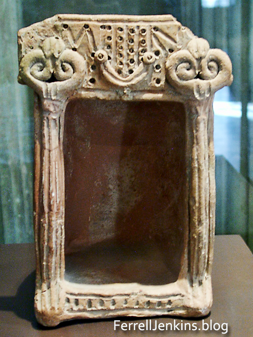 Shrine model from Tel el Farah north from the excavations. Now in the Louvre.